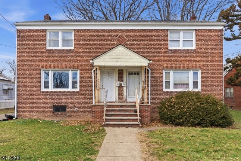 21 Moore Pl 1 — photo