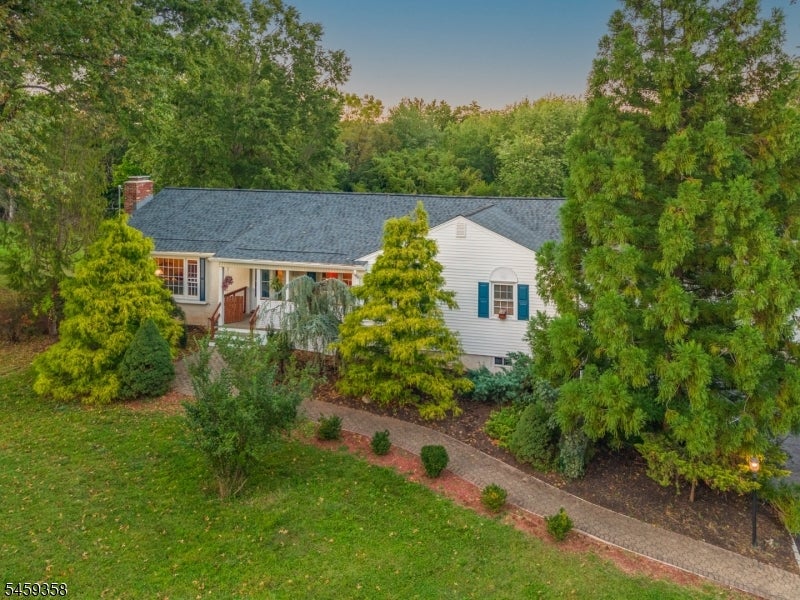 2 Orchard Dr — photo