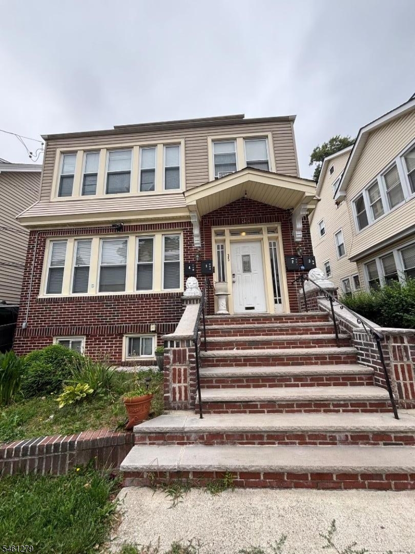 35 Monticello Avenue 3 — photo