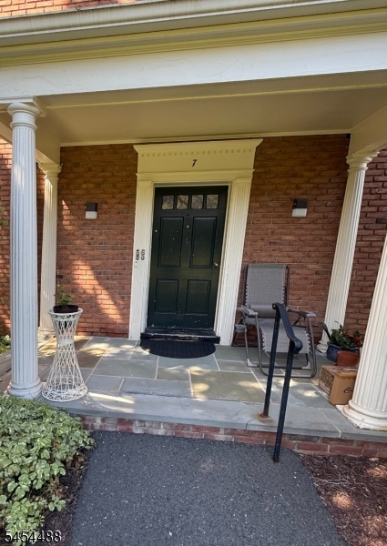 132 Claremont Road 7B — photo