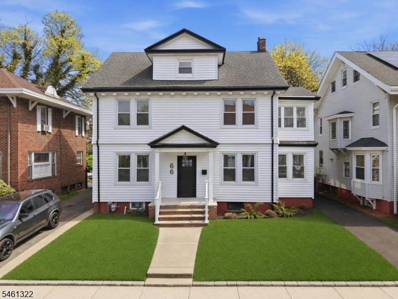 66 Girard Pl — photo