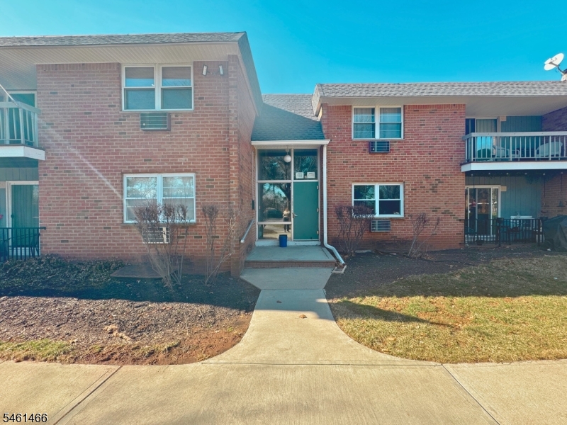 806 Eves Drive — photo