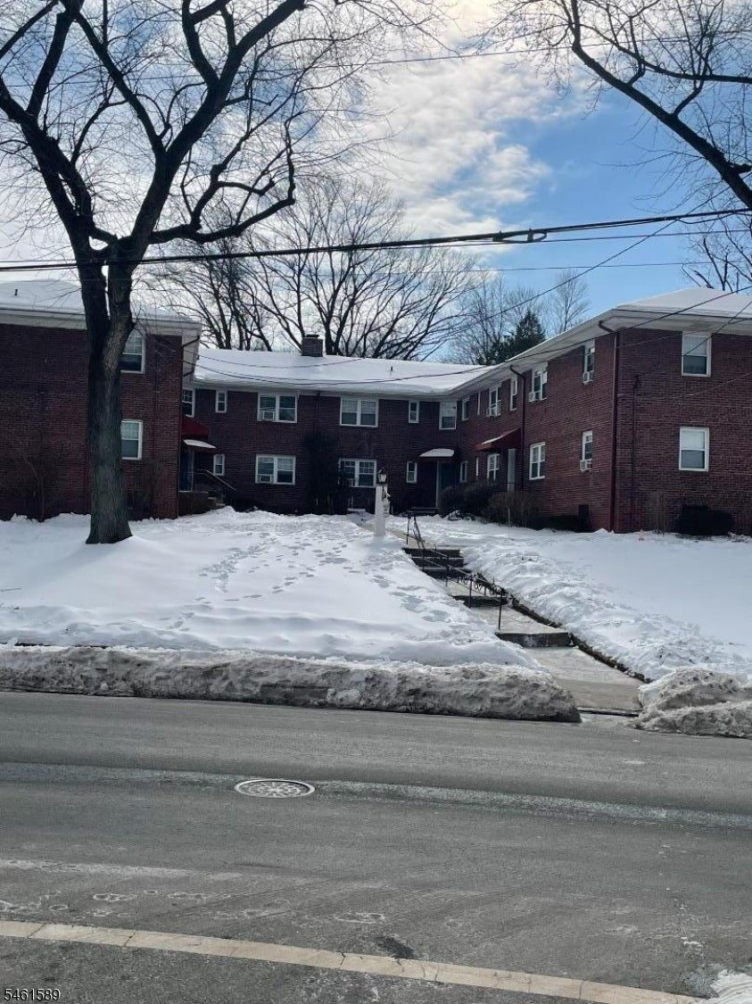 152 Belleville Ave 14 — photo