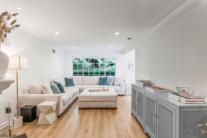 230 Riveredge Drive — photo