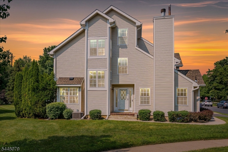 15 Allison Court — photo