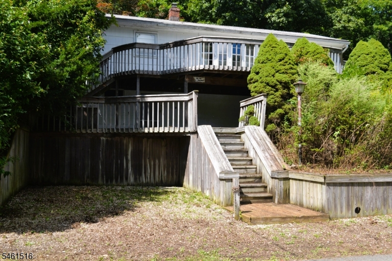 11 Woods Road — photo