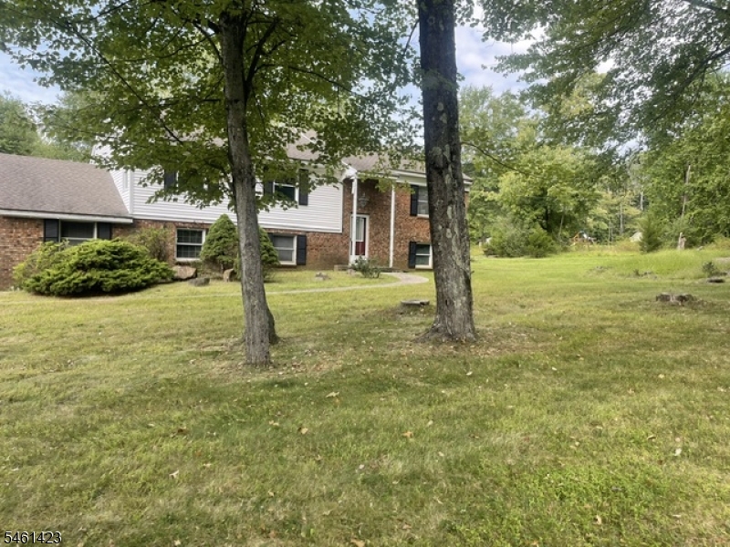 93-95 Dock Watch Hollow Road — photo
