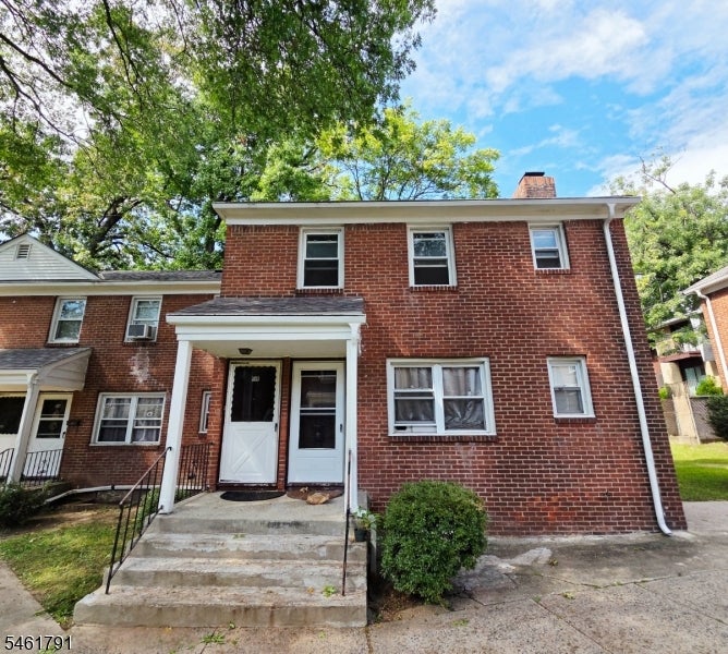 140 Van Houten Ave 10B — photo