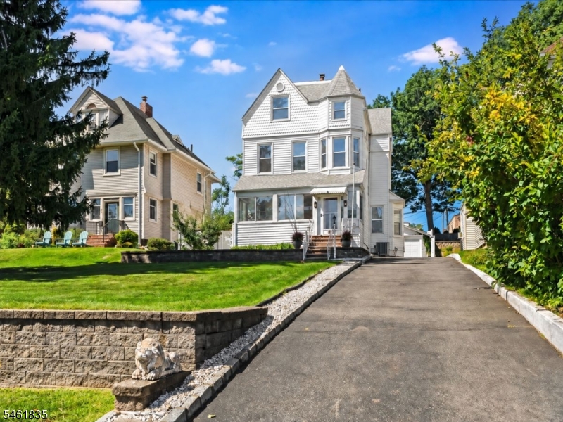 22 Forest Street — photo