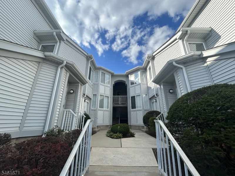 204 Jesse Way — photo