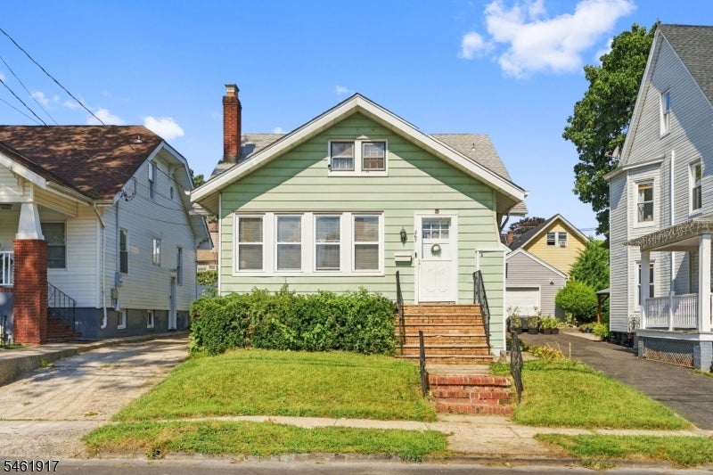 267 Argyle Pl — photo