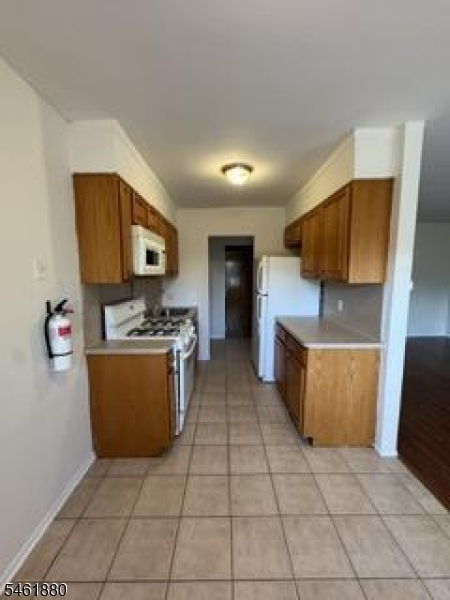 270 Bloomfield Avenue C1 — photo