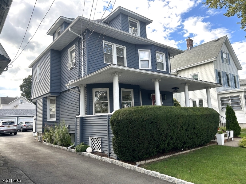 14 Spruce Street — photo