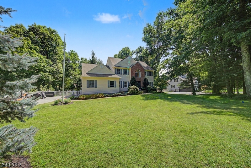 21 Chelsea Drive, Oak Ridge, NJ 07438 — photo 2