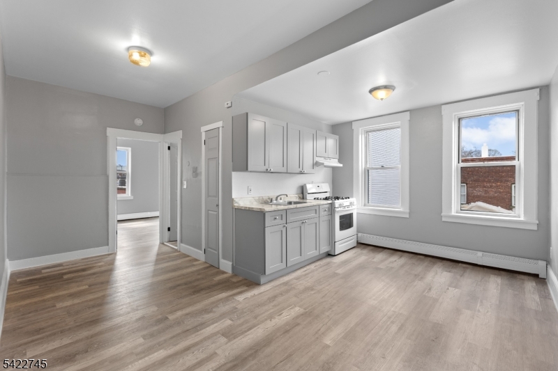 101 Burgess Place 2 — photo