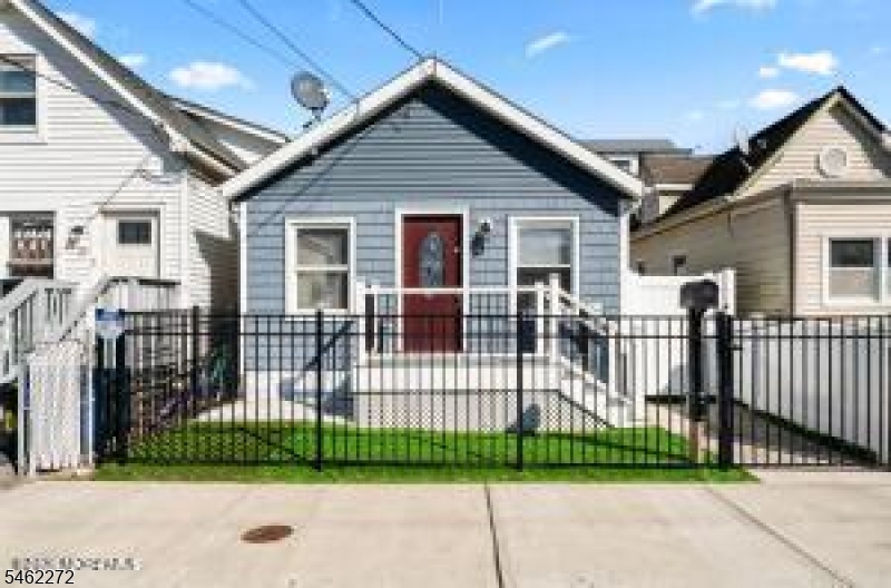 20 Highland Avenue — photo