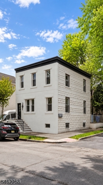 9 Morse Avenue 1 — photo