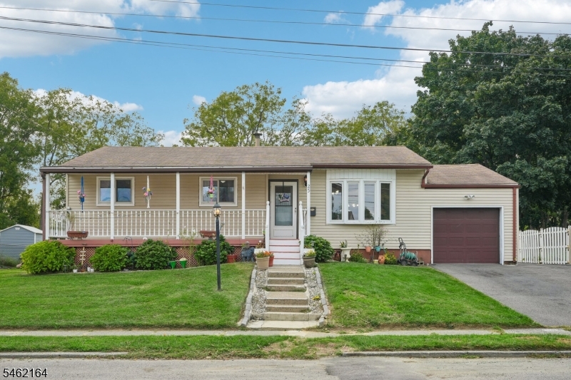 25 Lawrence Drive — photo