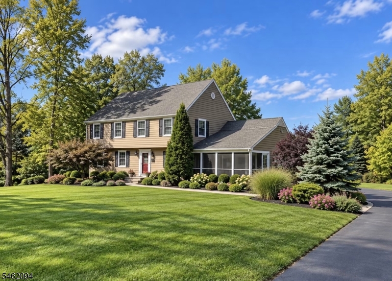 2 Timberline Drive — photo