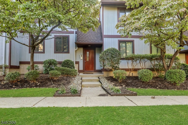 50 Rock Road B10 — photo