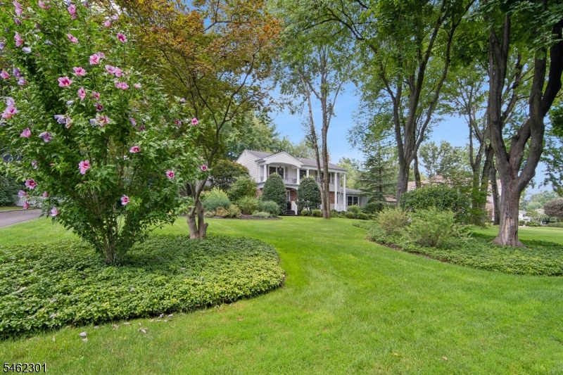 32 Stratford Drive — photo