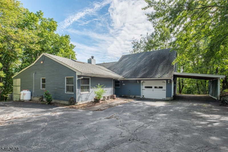 30 Shale Hill Road — photo