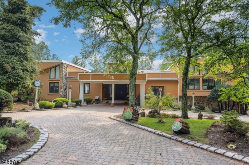 16 Schaffer Road, Alpine, NJ 07620 — photo 2