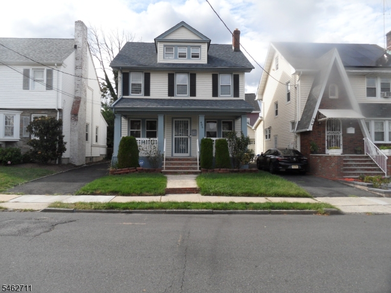 405 Chapman Street — photo