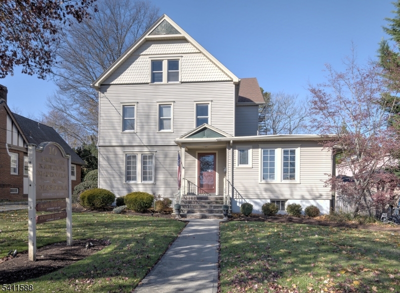 10 S Prospect Street — photo