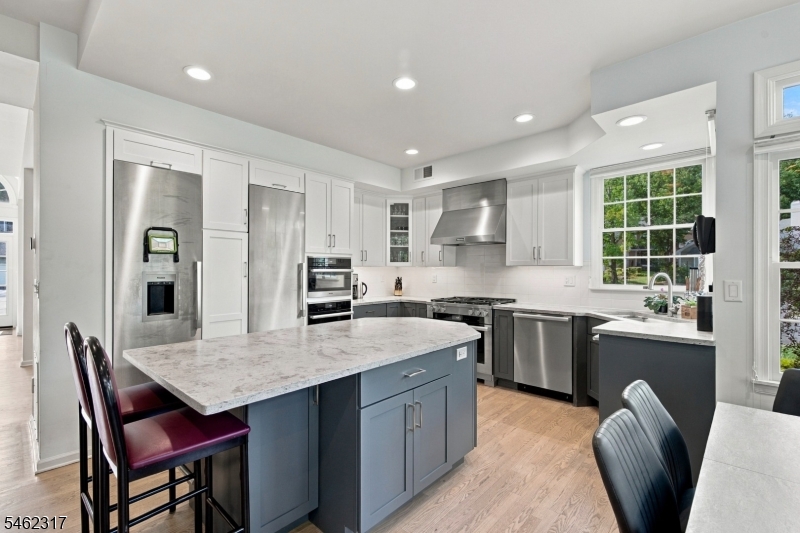 14 Cobble Lane, Basking Ridge, NJ 07920 — photo 3