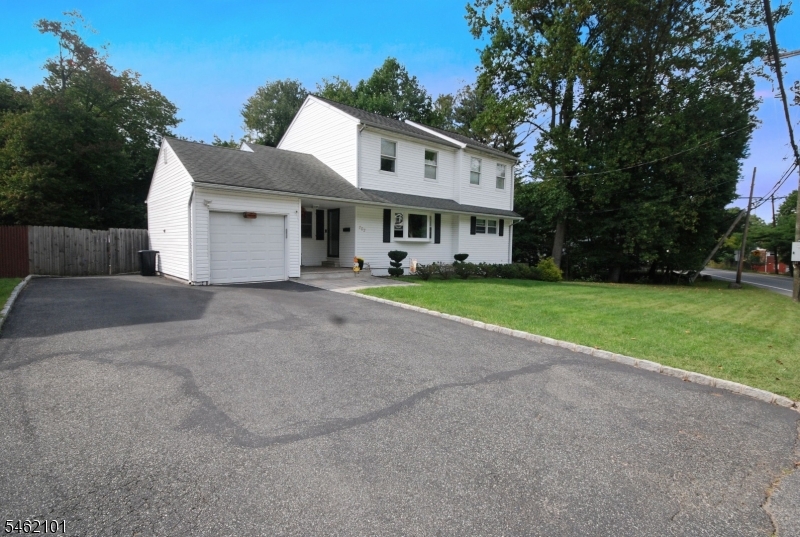 202 Long Hill Road — photo