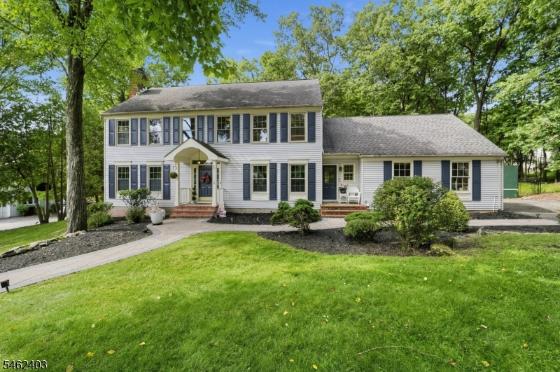 5 Buckingham Court — photo