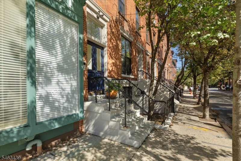 273 Monmouth Street — photo