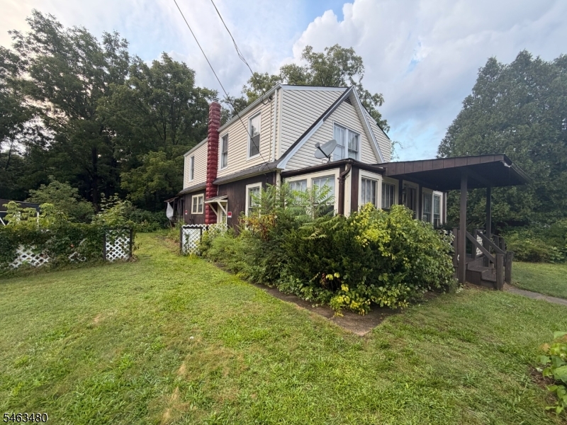 11 Kanouse Road — photo