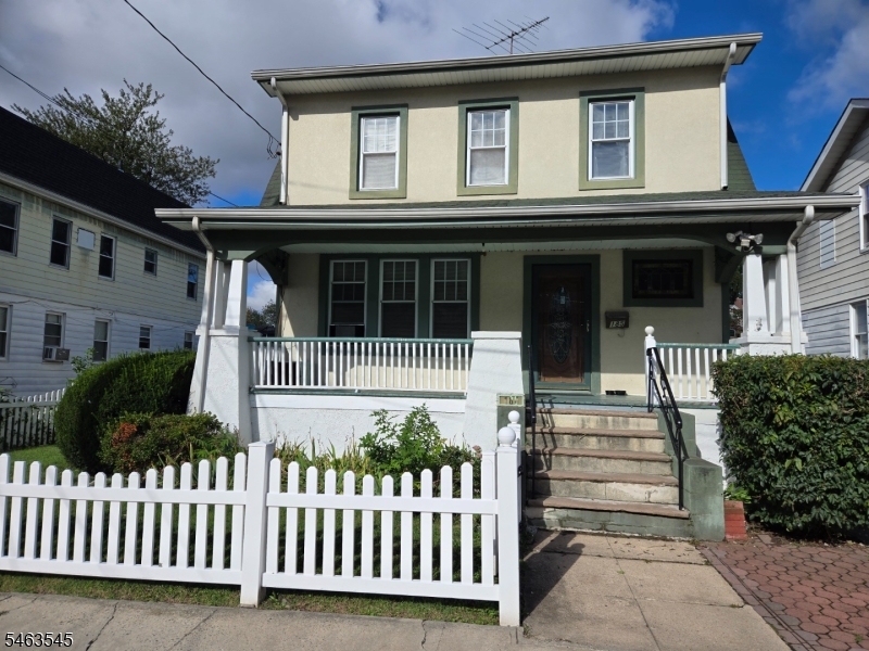 185 Floyd Street — photo