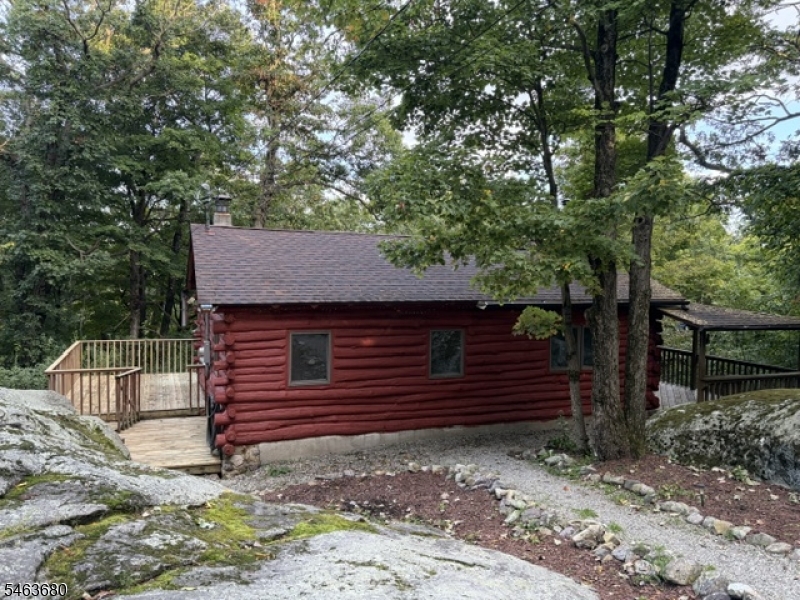 68 Mountain Spring Road — photo