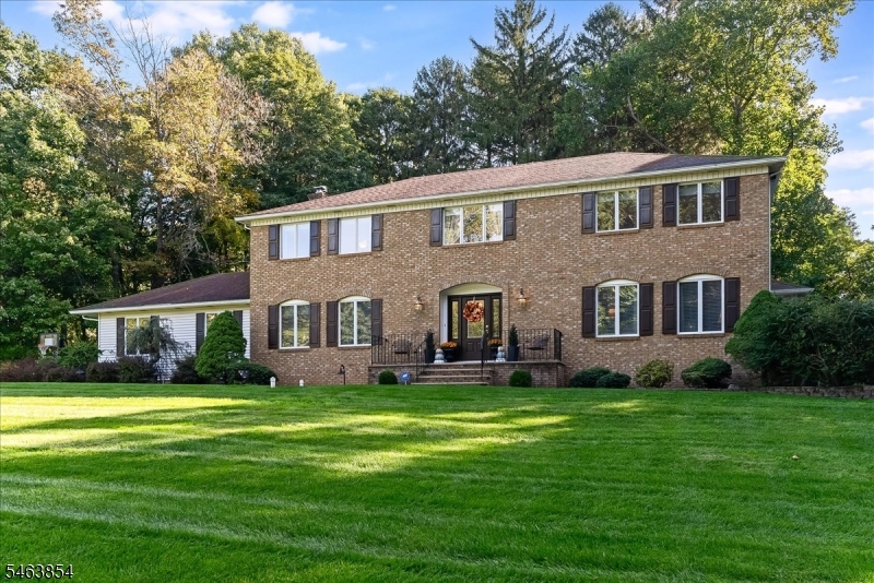 48 Brookside Drive — photo