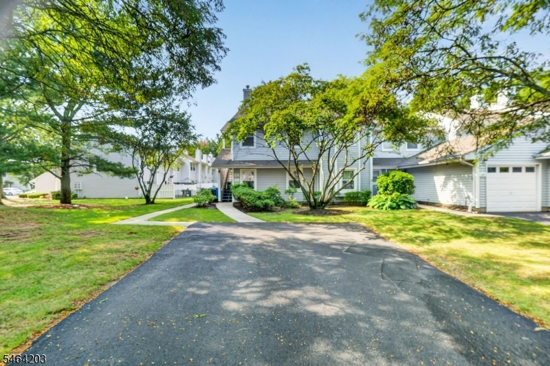 51 Woodmere Drive — photo