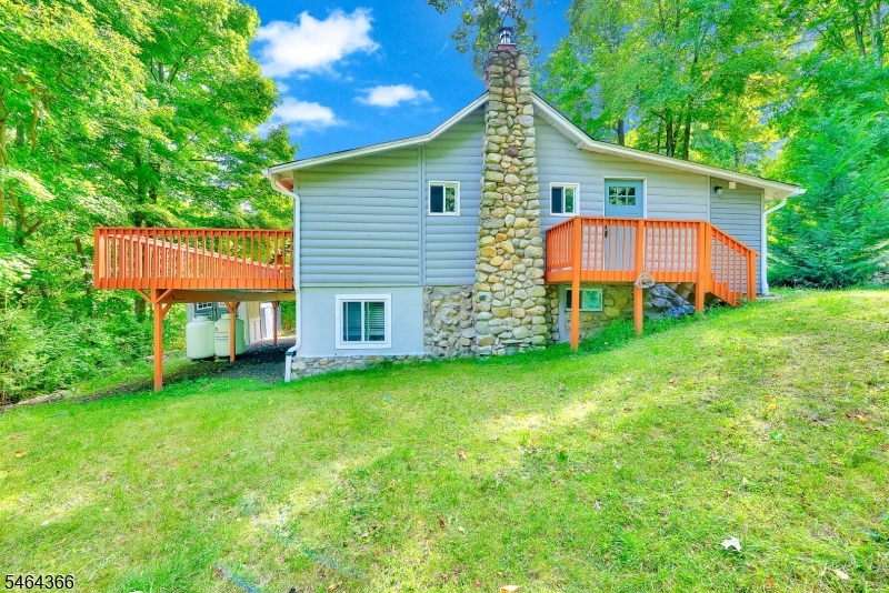 107 Overlook Road — photo