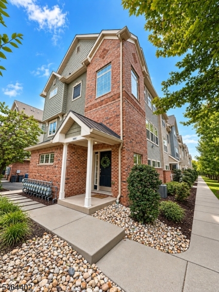153 Main Street Unit 201 — photo