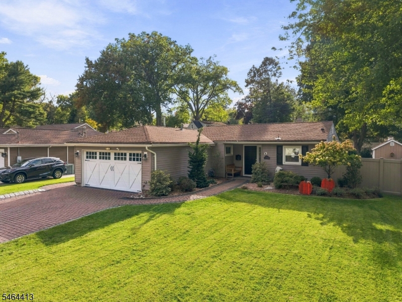 59 Eagle Drive — photo