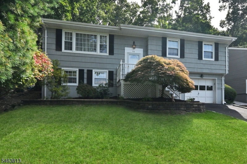54 Walton Avenue — photo