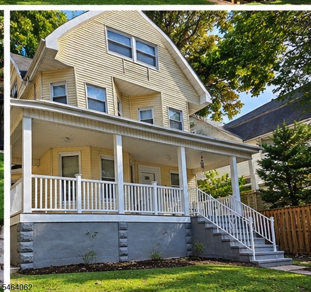 66 Ingraham Place — photo