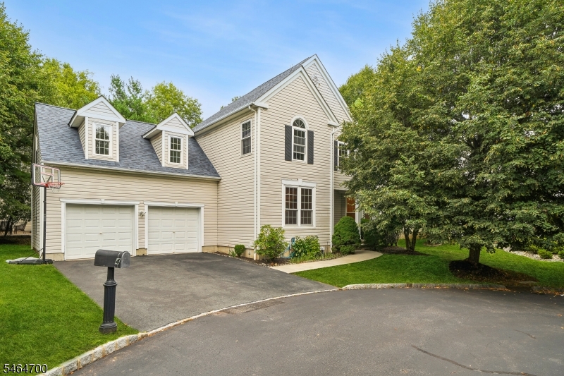 4 Revere Drive — photo