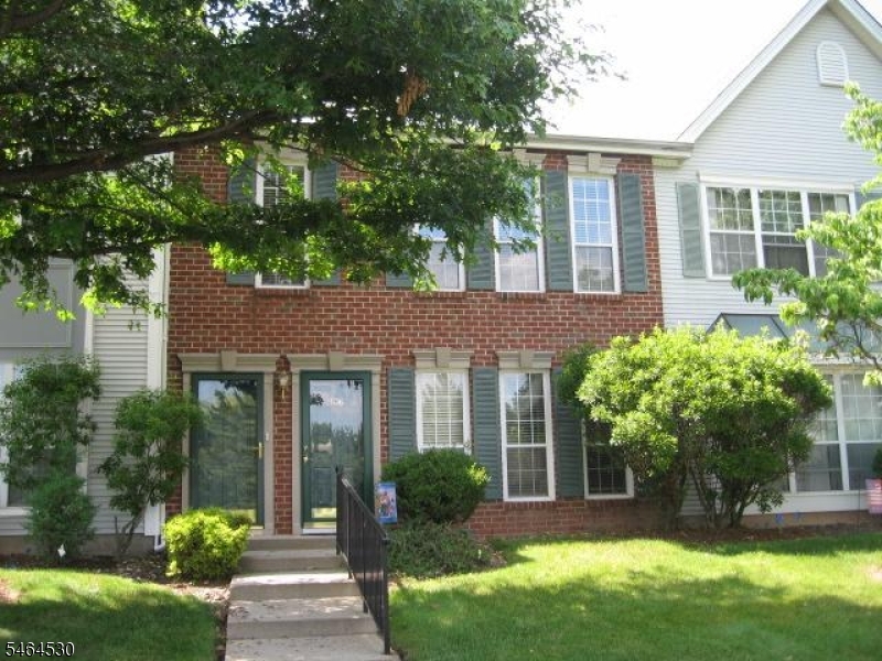 106 Amethyst Way — photo