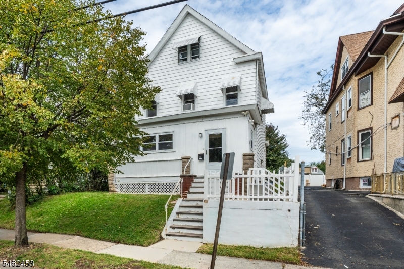 28 Prescott Avenue — photo