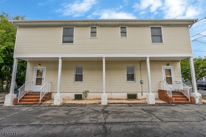 18 Robinson Street — photo