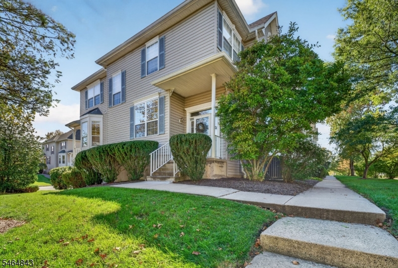 2 Clearbrook Lane — photo