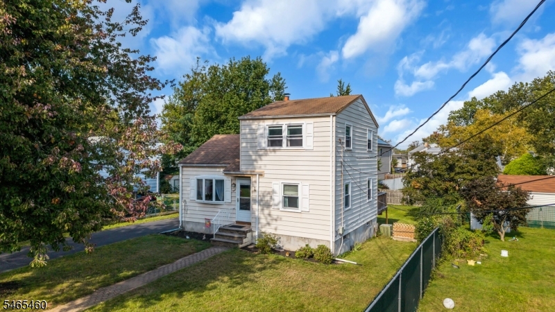 8 Somers Place — photo
