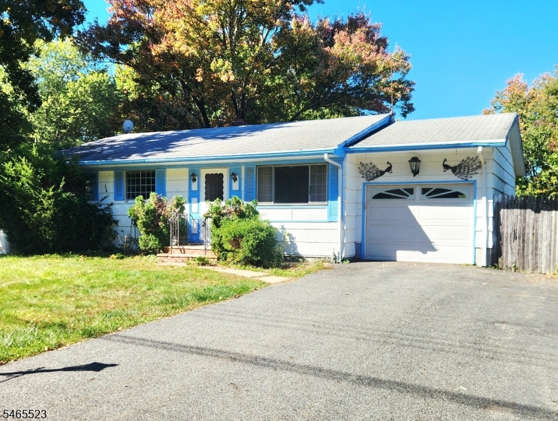 16 Mary Ann Road — photo